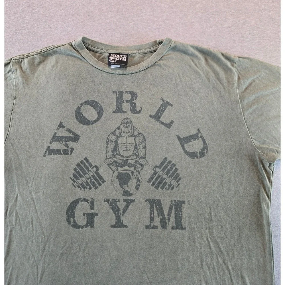 Vintage World Gym T-Shirt Mens Medium Olive Green Gorilla Graphic Y2K Streetwear